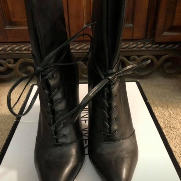 Black Nine West booties - Picture 1 of 5